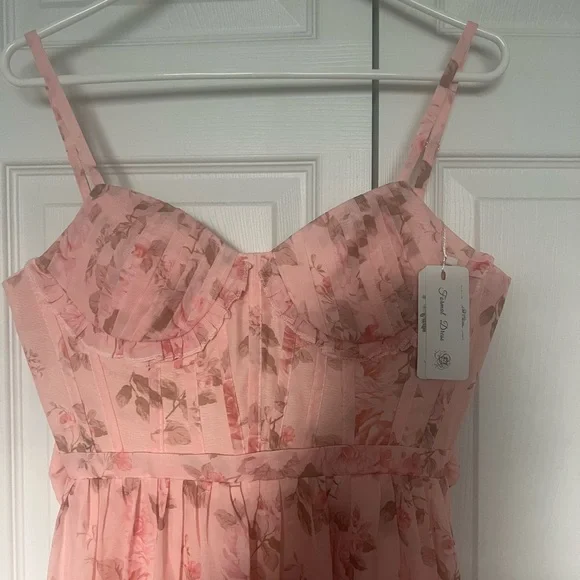 Floral Pink Maxi Dress - Picture 7 of 9